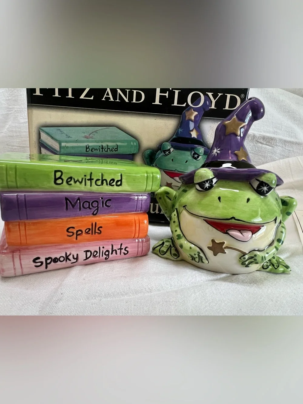 Fitz & Floyd Spell Bound Salt & Pepper Shakers Magic Toad Frog Halloween Witchy